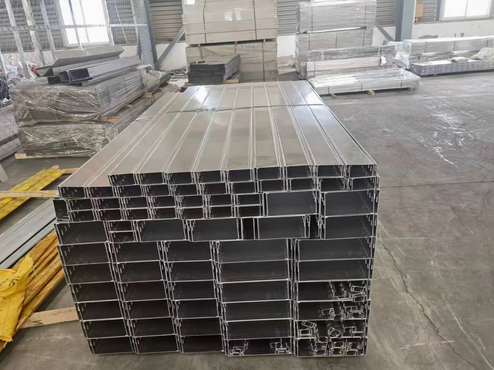 鋁合金電纜橋架